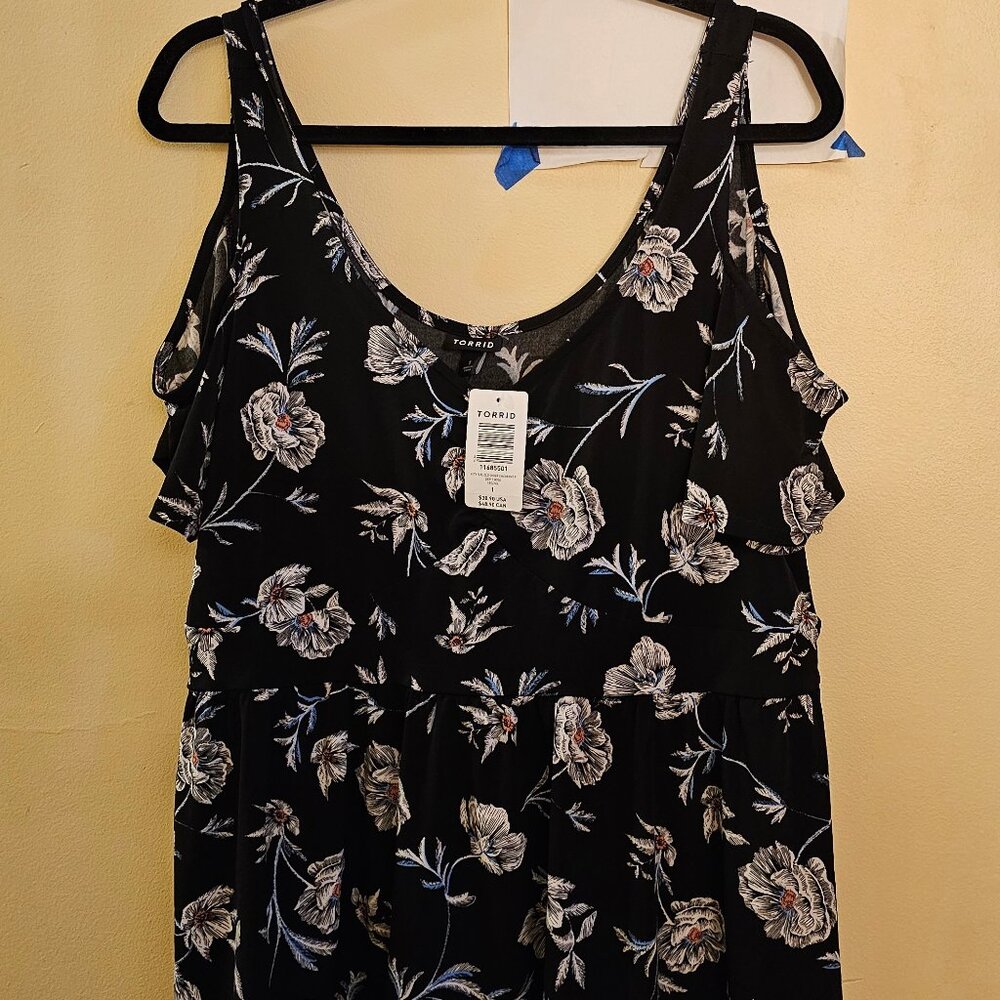 torrid cold shoulder tank top NWT